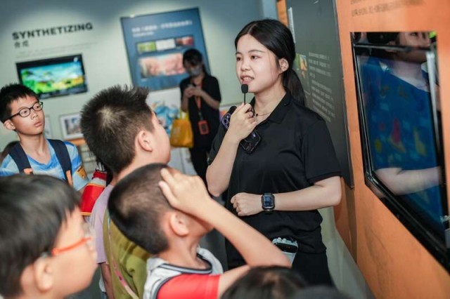 九游娛樂文化：2024年廣州科普游在“動(dòng)畫創(chuàng)作之旅”中拉開帷幕(圖4)