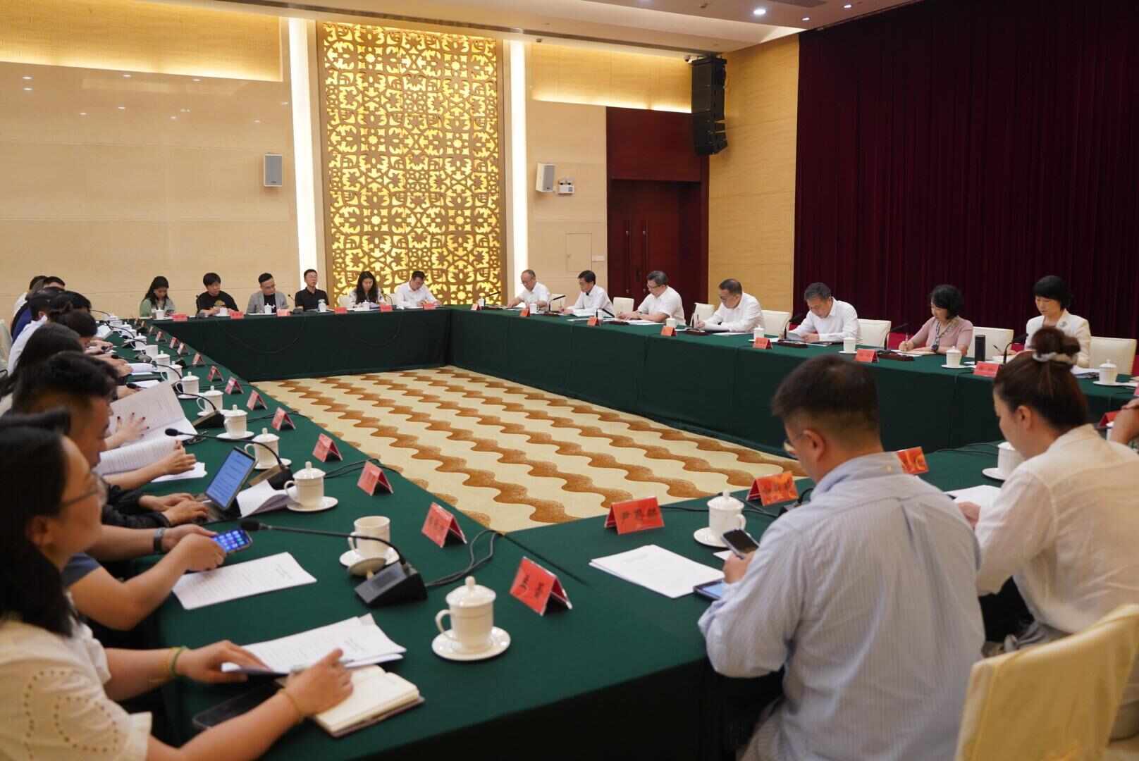 九游娛樂：真金白銀五大方向！廣東邀請全國電影企業(yè)合作廣東影視政策推進落實座談會(圖2)